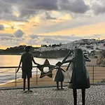 Beautiful View Over The Sea - T فيلة *